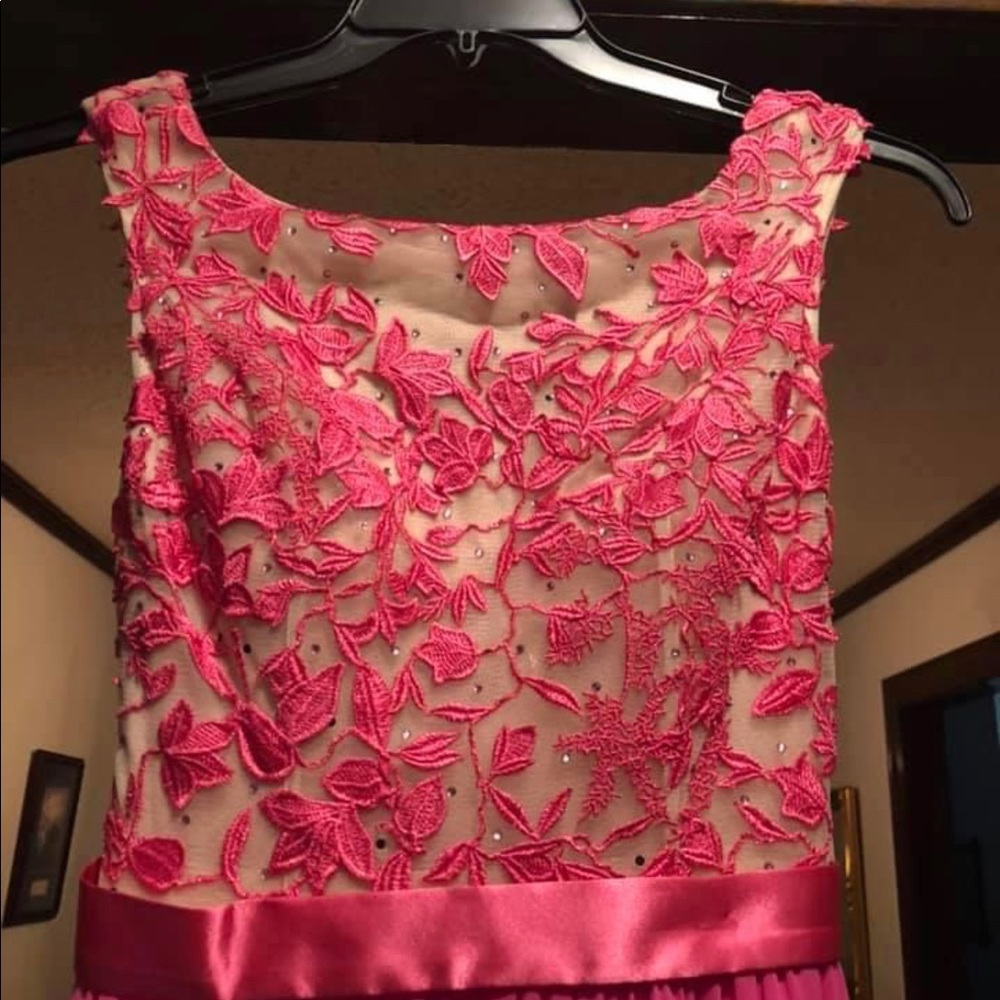 Pageant gown - Picture 2 of 6